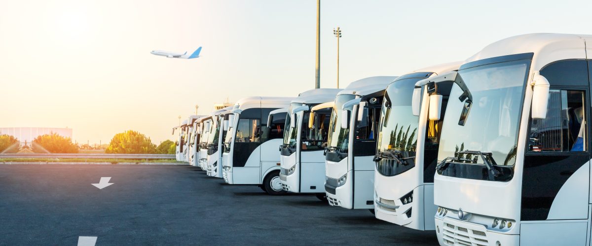 Shuttle Depok Bandung nyaman dan aman