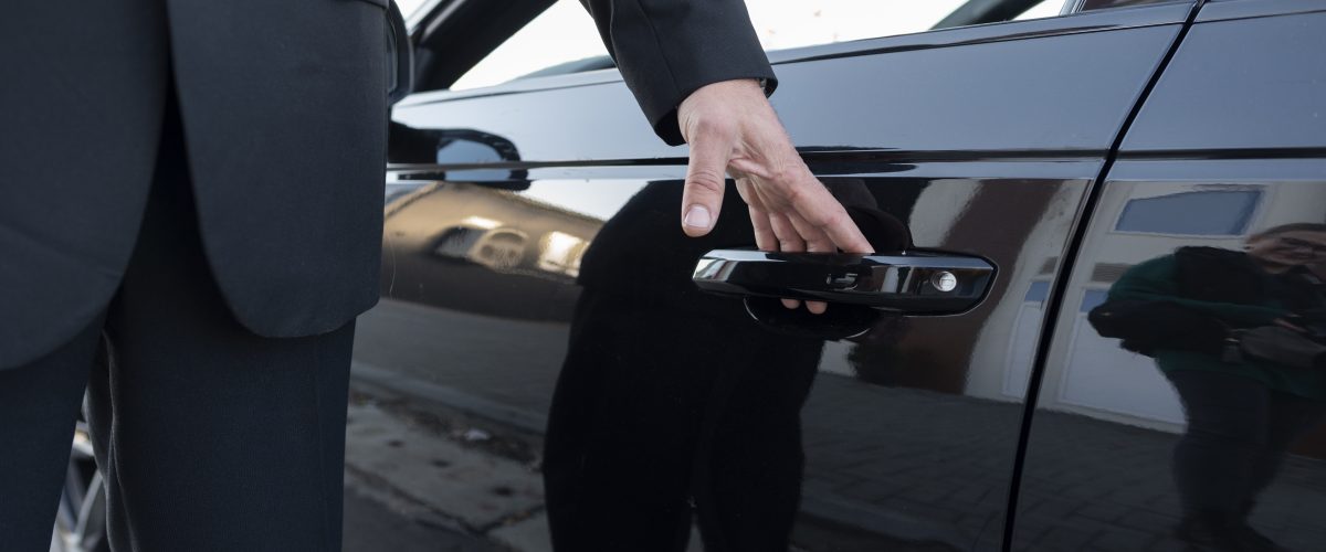 Sewa mobil Tangerang Bina Sarana Sakti – armada terbaru dan pengemudi profesional