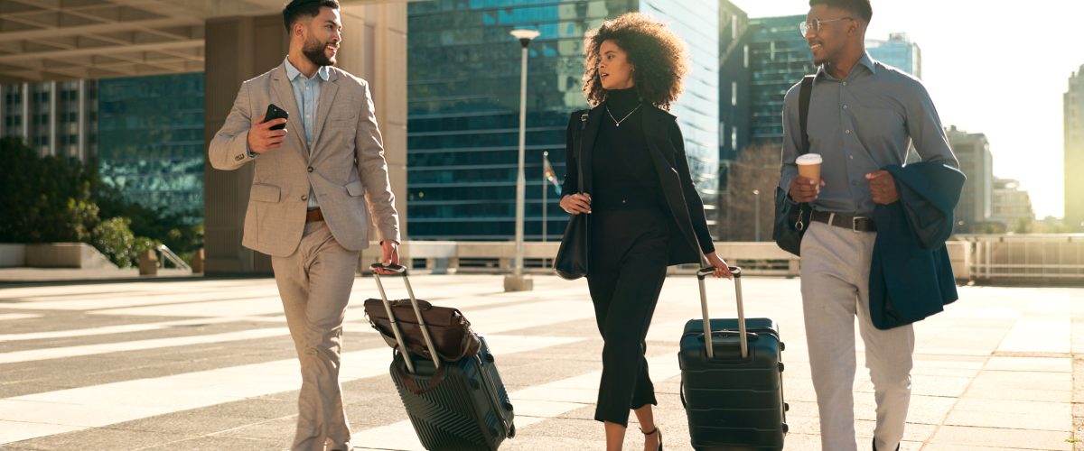 Armada mobil eksekutif milik Bina Sarana Sakti siap digunakan