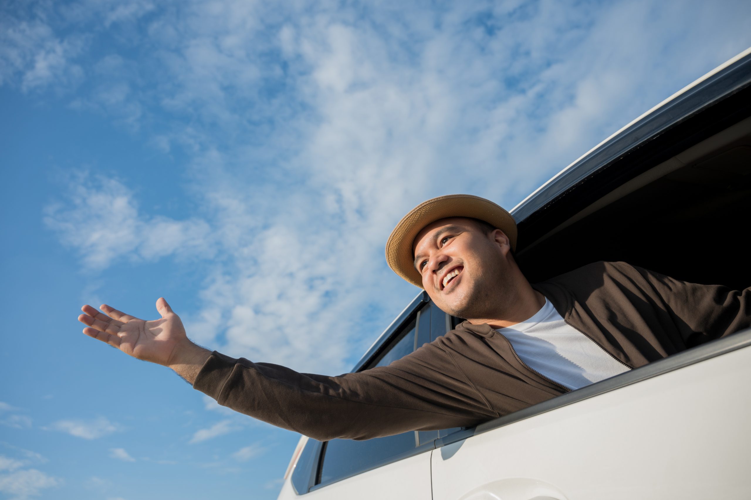 Mobil Mitsubishi Xpander siap disewa dari Bina Sarana Sakti di Jakarta