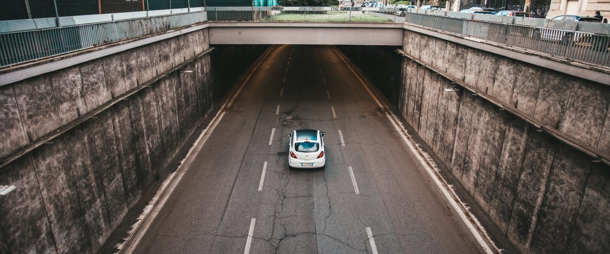 Mobil Ferrari merah disewakan di Jakarta