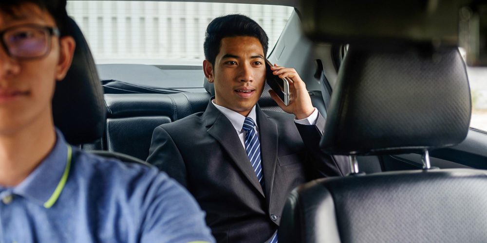 Travel eksekutif profesional bina sarana sakti