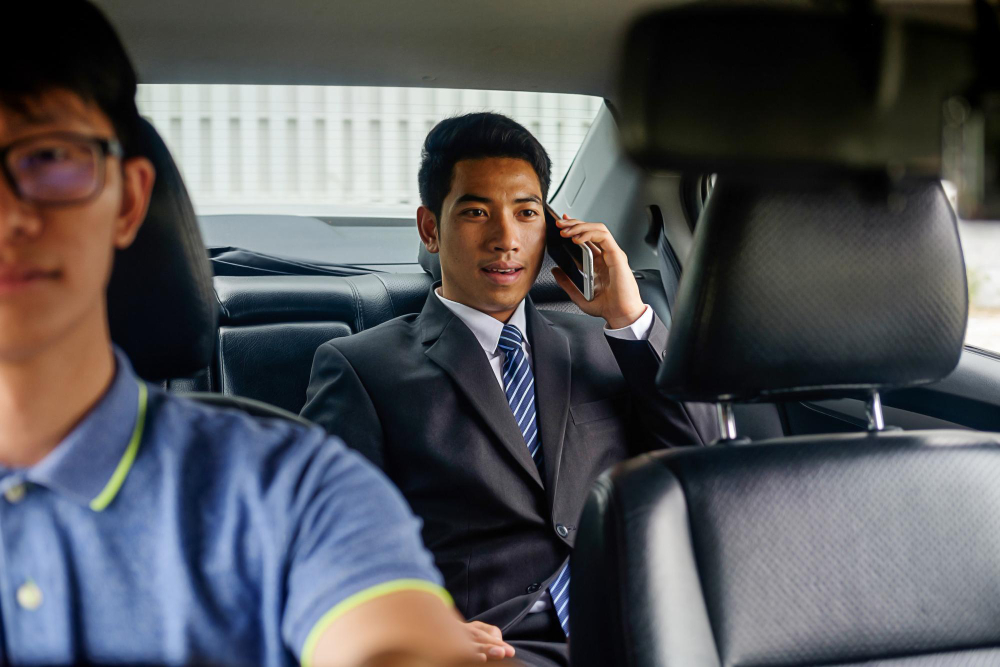 Travel eksekutif profesional bina sarana sakti